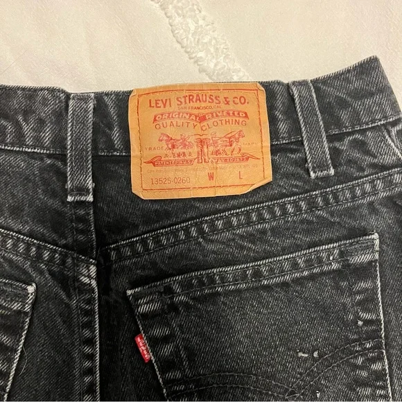 Vintage Levis Womens Black Jeans - Picture 5 of 9